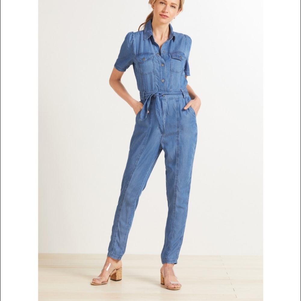 NWT BB Dakota West Behavior Jumpsuit size 4